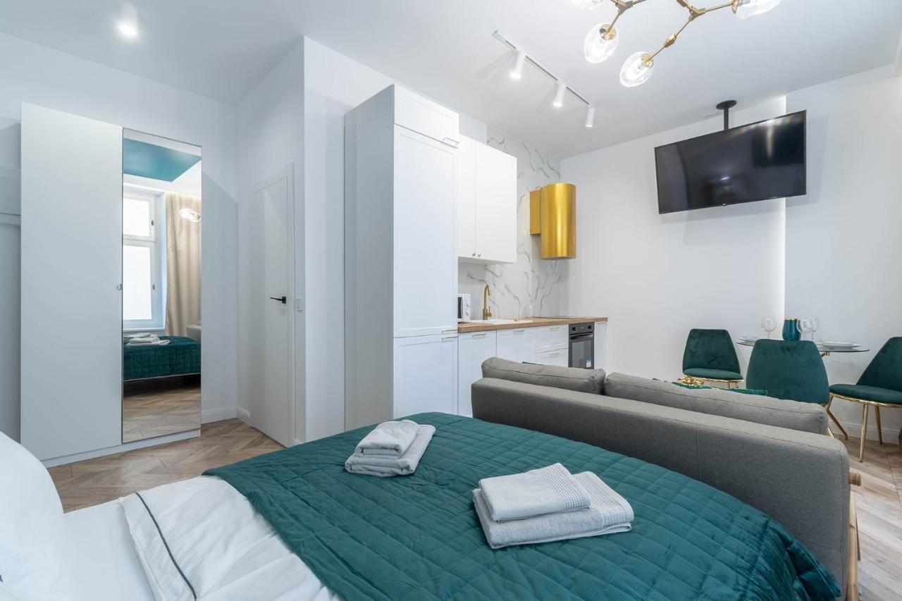 Golden Circles No.2 Apartment *